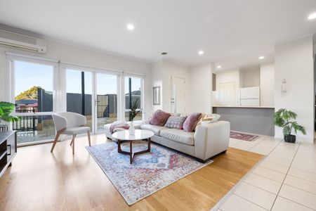 THREE BEDROOM DELIGHT - Photo 5