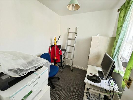 3 bedroom link detached house to rent - Photo 1