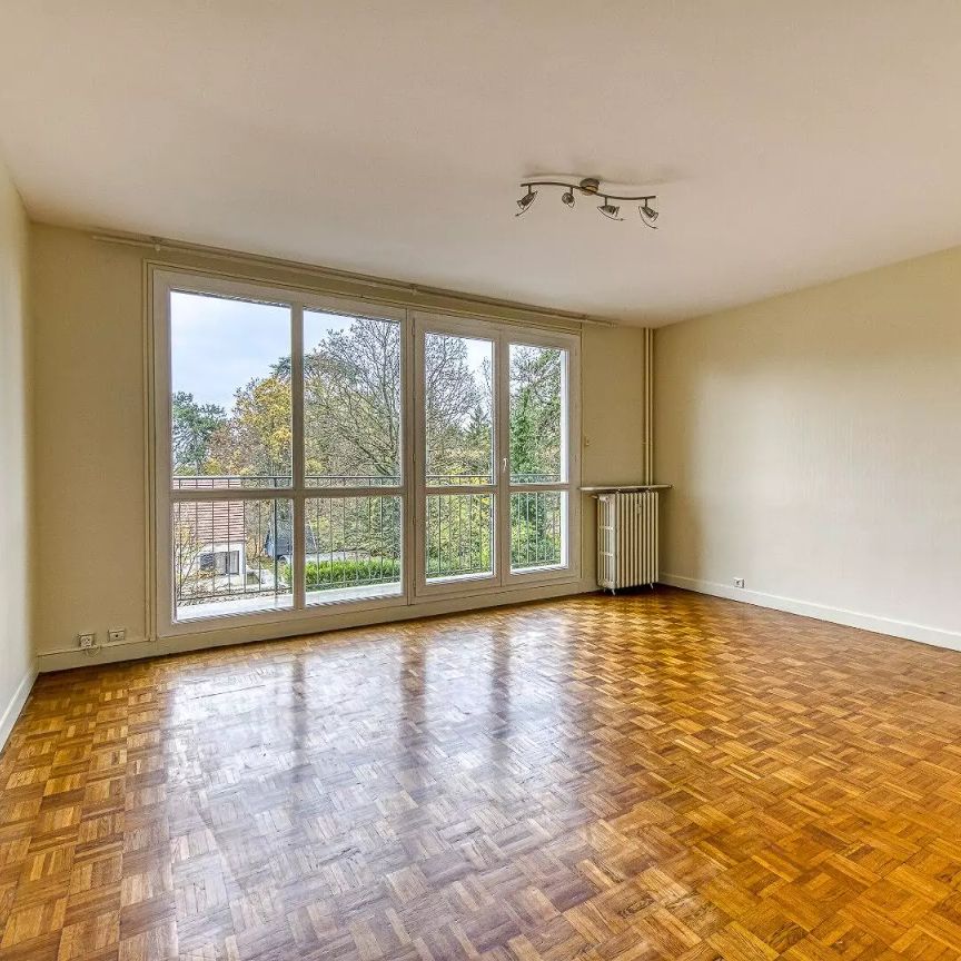 location Appartement T3 DE 71.4m² À COMPIEGNE - Photo 1