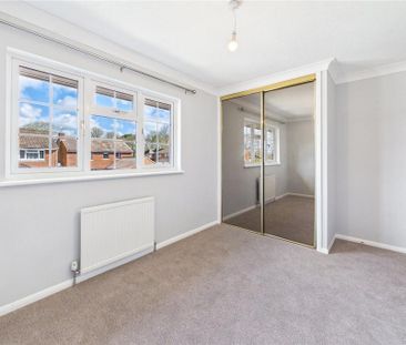 3 bedroom detached house to rent - Photo 4