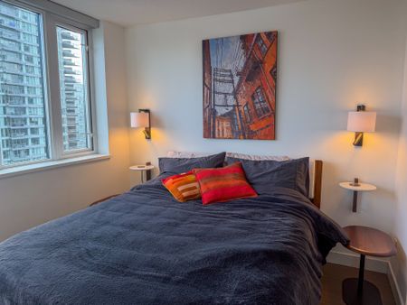 1 Bed Executive Suite | Downtown Vancouver | Ocean Views • Fully Furnished | Utilities - Photo 4