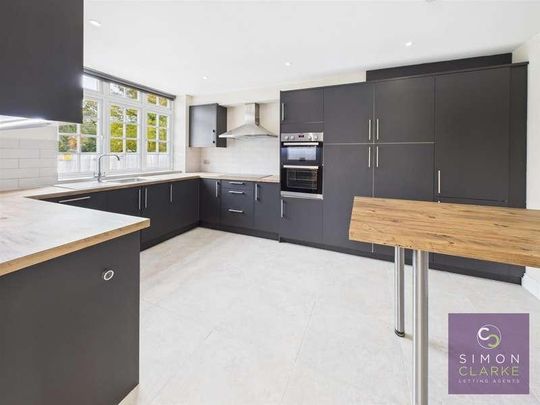 Lime Grove, Totteridge, N20 - Photo 1