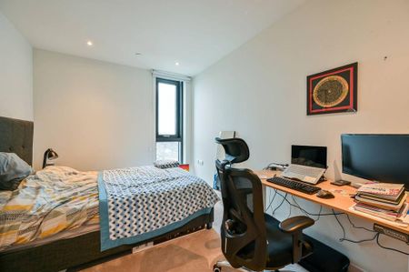 2 bedroom flat to rent - Photo 4