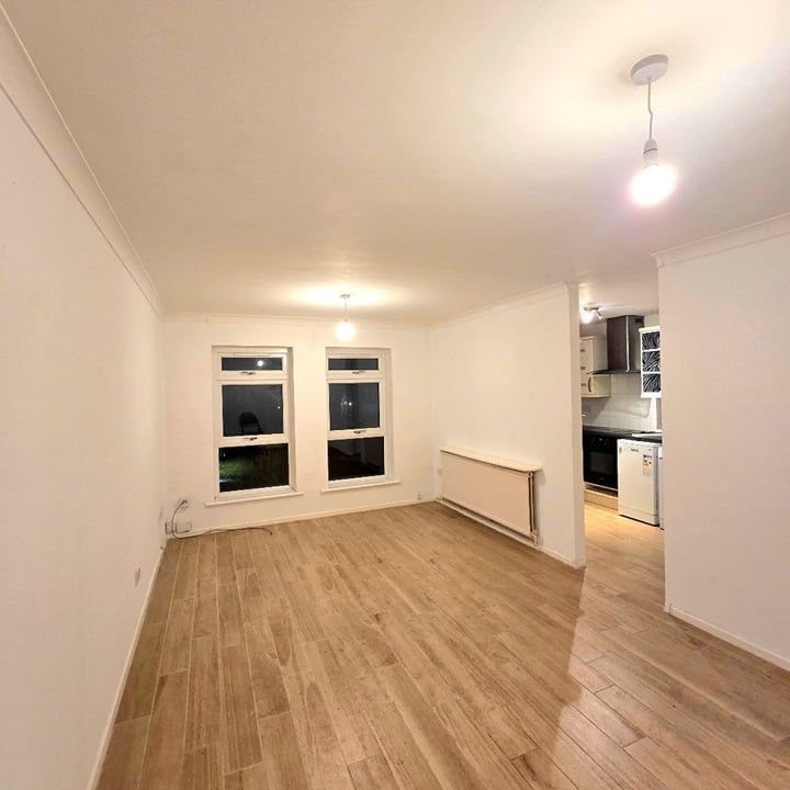 2 Bed Flat, Wellesley Gardens, B13 - Photo 1