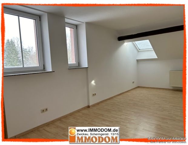 2-Zimmer-Wohnung im Dachgeschoss in Zwickau-Bockwa, architektonisch wertvolles Wohnhaus, zu vermieten! - Photo 1