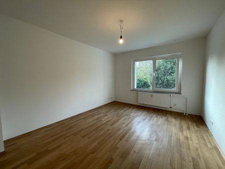 *** modernisiert! 3-Zimmer-Wohnung in erster Etage mit Balkon *** - Foto 5