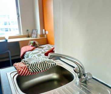 Studio to rent - Photo 6