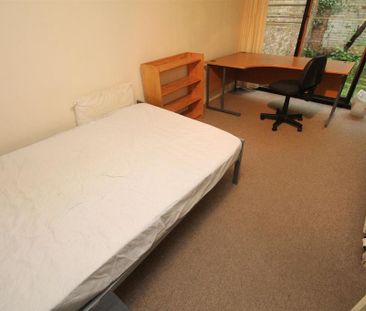 4 bedroom house to rent - Photo 3