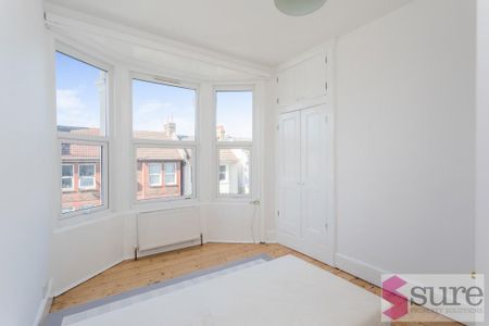 4 bedroom terraced house to rent - Photo 5