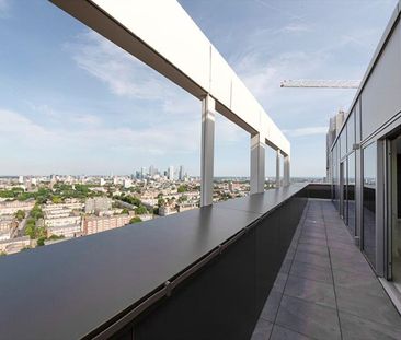 A studio flat to rent in Bouchon Point, E1. - Photo 1