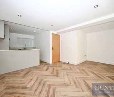 1 bedroom Flat To Let - Photo 5
