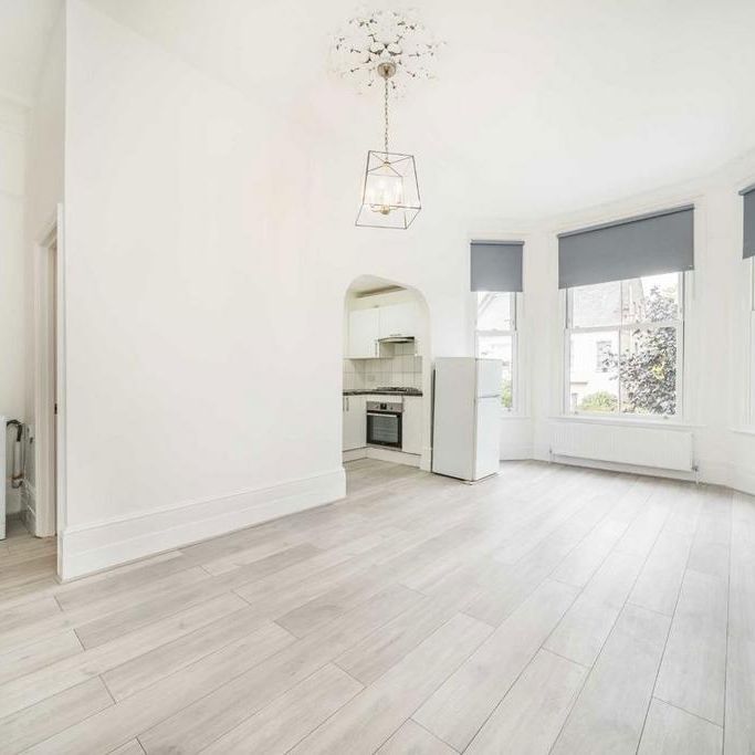 1 bedroom flat to rent - Photo 1