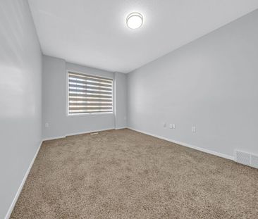For Lease - 39 Reistview Street, Kitchener, Ontario - Photo 5