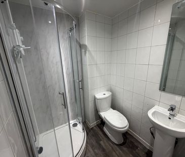 Oldgate, Huddersfield - Photo 4