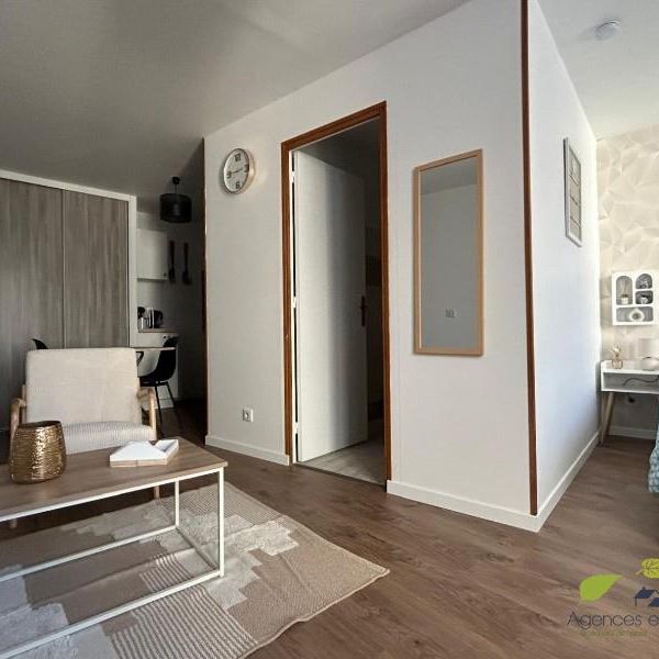 Location Appartement 1 pièce 28m² ST LEONARD DE NOBLAT 87400 - Photo 1