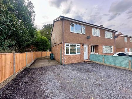 2 bedroom semi-detached house to rent - Photo 2