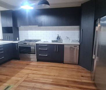 Spacious Family Home in the Heart of Morrinsville - Photo 6