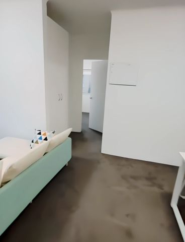 2 bed 1 bath - Photo 3