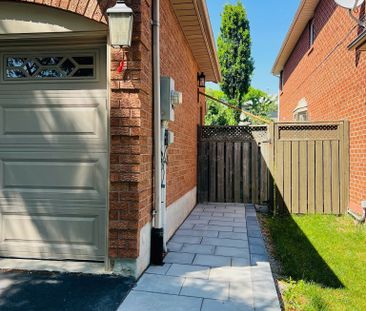 For Lease - 2807 Guilford Crescent Unit# Basement, Oakville, Ontario - Photo 2
