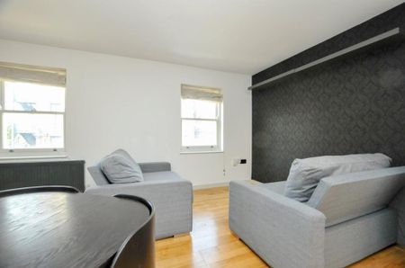 2 bedroom flat to rent - Photo 3