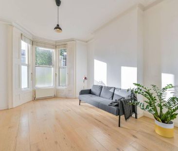 4 bedroom maisonette to rent - Photo 2