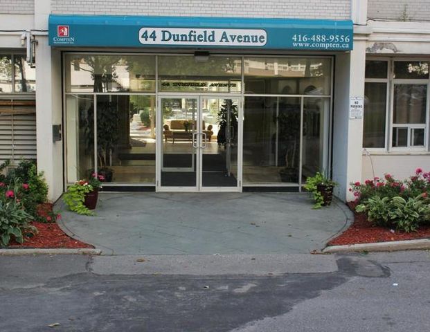 Dunfield Tower | 44 Dunfield Ave., Toronto - Photo 1