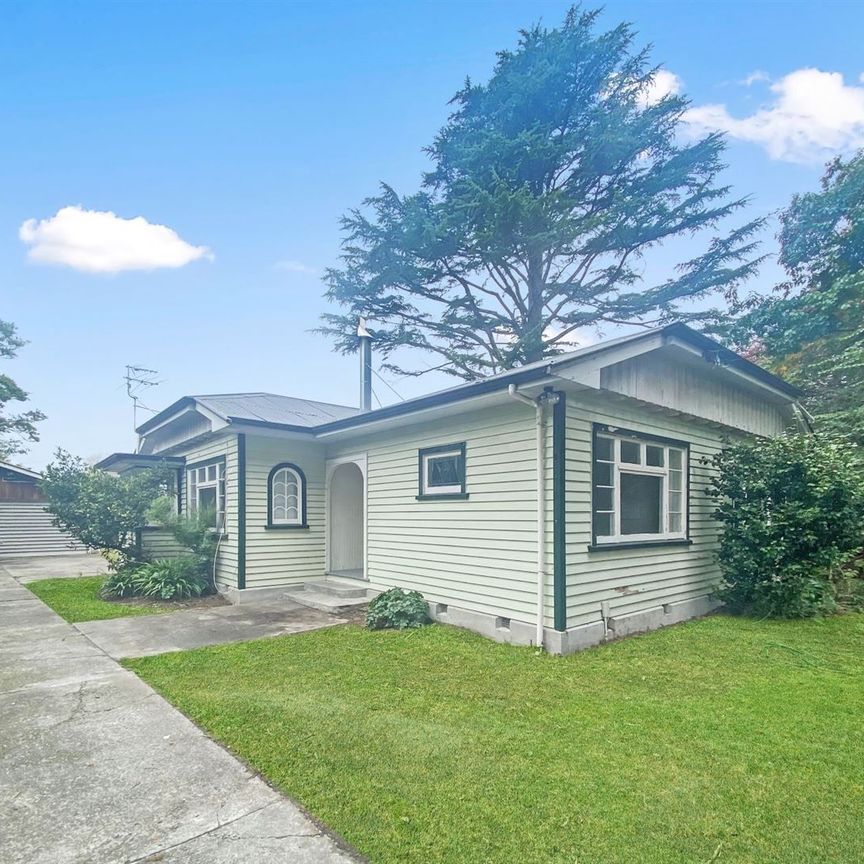 208 Clyde Road, Fendalton, NZ 8052 - Photo 1