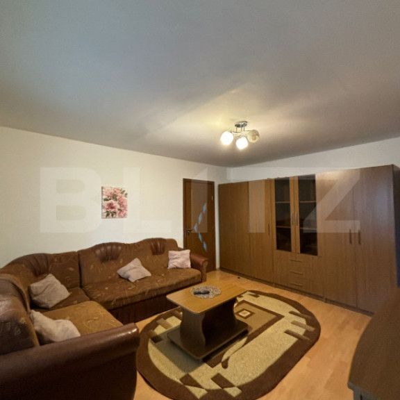 Apartament cu 2 camere, 65 mp, loc de parcare, zona Decebal - Fotografie 1