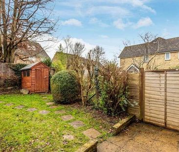 Crowhurst Mead, Godstone, RH9 - Photo 2