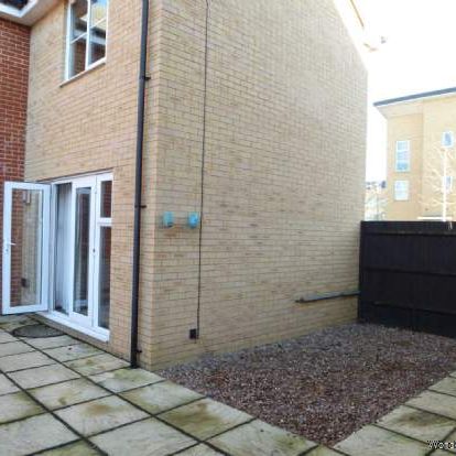 3 bedroom property to rent in Reading - Photo 1