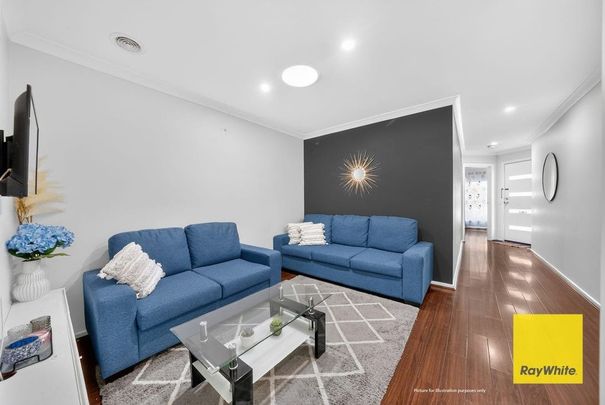 Contemporary Family Home with Three Bedrooms & Two Bathrooms - Photo 1
