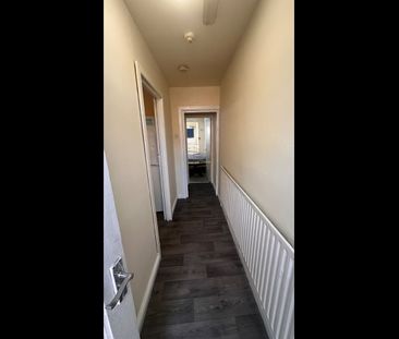 1 Bed Terraced House, Birkin Avenue, NG7 - Photo 1