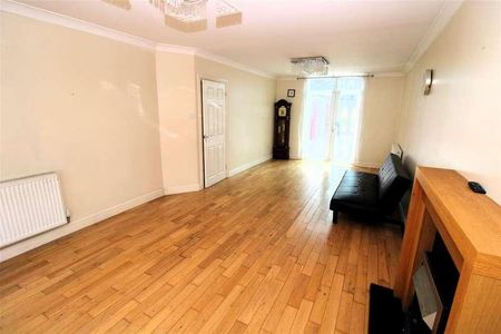 Bilton Road, Rugby, CV22 - Photo 3