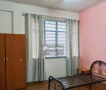 DOUBLE STOREY LAKSAMANA CHENG HO - Photo 1