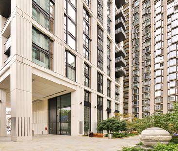 One bedroom apartment moments from Waterloo Station including spectacular leisure facilities. - Photo 1