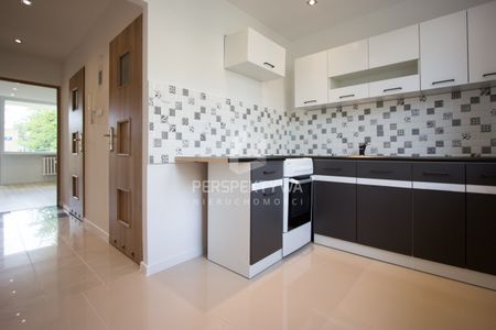 DO WYNAJĘCIA 2 POKOJE. UL. RYDZA-ŚMIGŁEGO - Osiedle Łużyckie - Zielona Góra - Zdjęcie 3