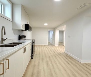 For Lease - 293 Glebemount Avenue Unit# Lower, Toronto, Ontario - Photo 3