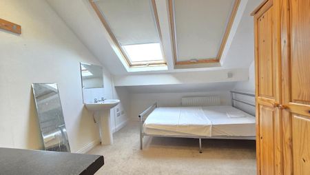 1 bedroom house of multiple occupation to rent - Photo 2