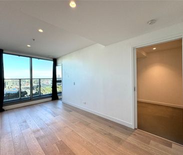 808E/42-48 Balston Street - Photo 1