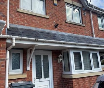 3 bedroom terraced house to rent - Photo 2