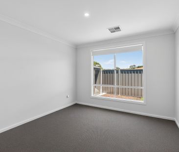 Open the door to contemporary comfort - Photo 4