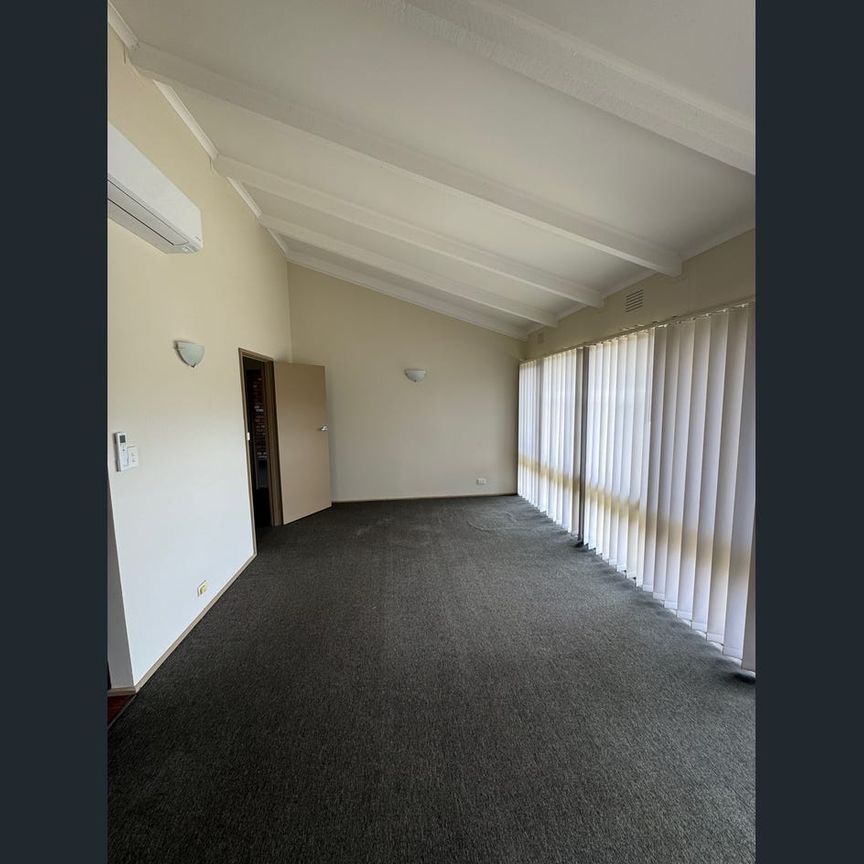 The Perfect Unit! - Photo 1