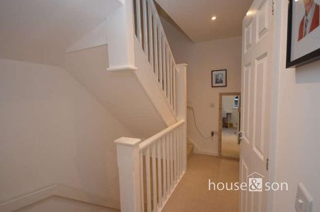 Henville Road, Charminster, BH8 - Photo 2