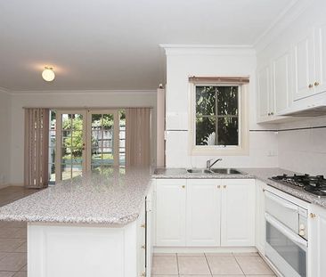 4/40 Cootamundra Crescent, Blackburn - Photo 1