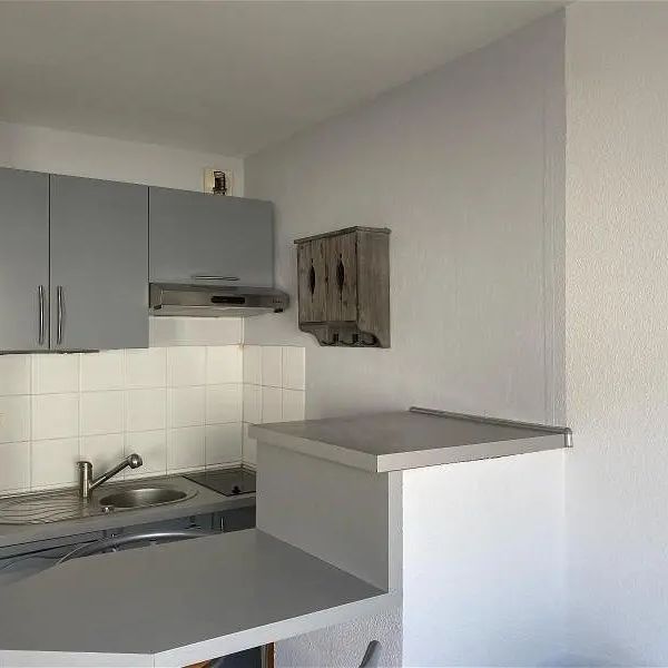 Location appartement 1 pièce - 22.73m² à Poitiers (86000) - Photo 1