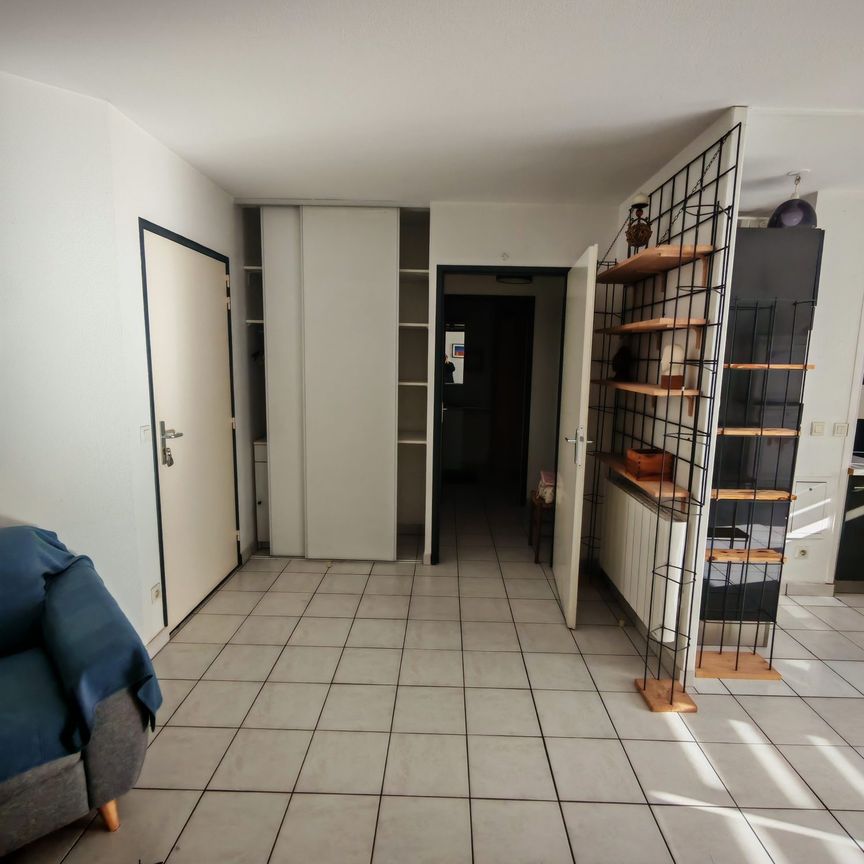 Location Appartement 2 pièces 48m² BEGLES 33130 - Photo 1