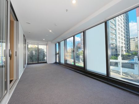 Newly renovated spacious ONE BEDROOM with Bonus Living - Photo 3