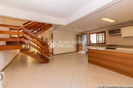 Casa em Condomínio com 5 quartos e 236m² para alugar em Igara, Canoas. - Photo 2