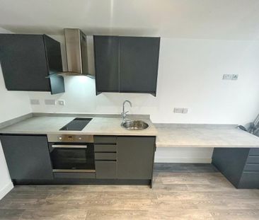 1 bedroom apartment to rent - Photo 2