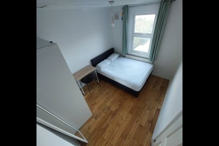 Room in a Shared House, Albyn Road, SE8 - Photo 2